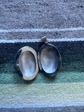 Load image into Gallery viewer, Vintage Sterling Silver Oval Locket
