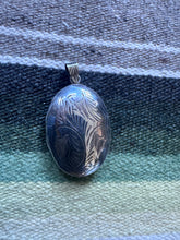 Load image into Gallery viewer, Vintage Sterling Silver Oval Locket
