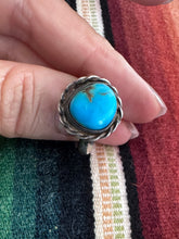 Load image into Gallery viewer, Round Turquoise Ring
