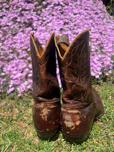 Load image into Gallery viewer, Cowboy Dark Brown Distressed Leather Boots ~ Mens 11 B
