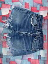 Load image into Gallery viewer, 1970s Levis Denim No Back Pockets Shorts
