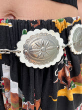 Load image into Gallery viewer, Concho White Leather Belt Buckle
