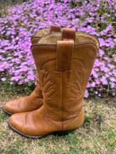 Load image into Gallery viewer, Montana Tan Leather Boots ~ Womens Size 7.5
