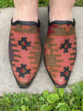 Load image into Gallery viewer, Kilim Neiman Marcus Slides
