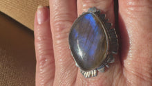 Load and play video in Gallery viewer, Labradorite Ring
