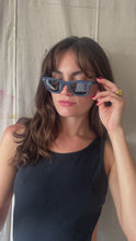 Load and play video in Gallery viewer, Wayfarer Blue Rayban Sunglasses
