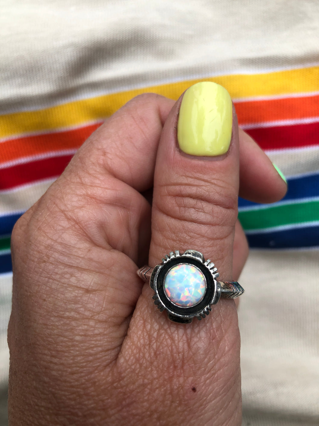 Circle Opal Dine Band Ring