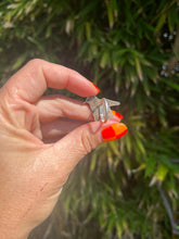 Load image into Gallery viewer, Native American Coral Bird Inlay Ring
