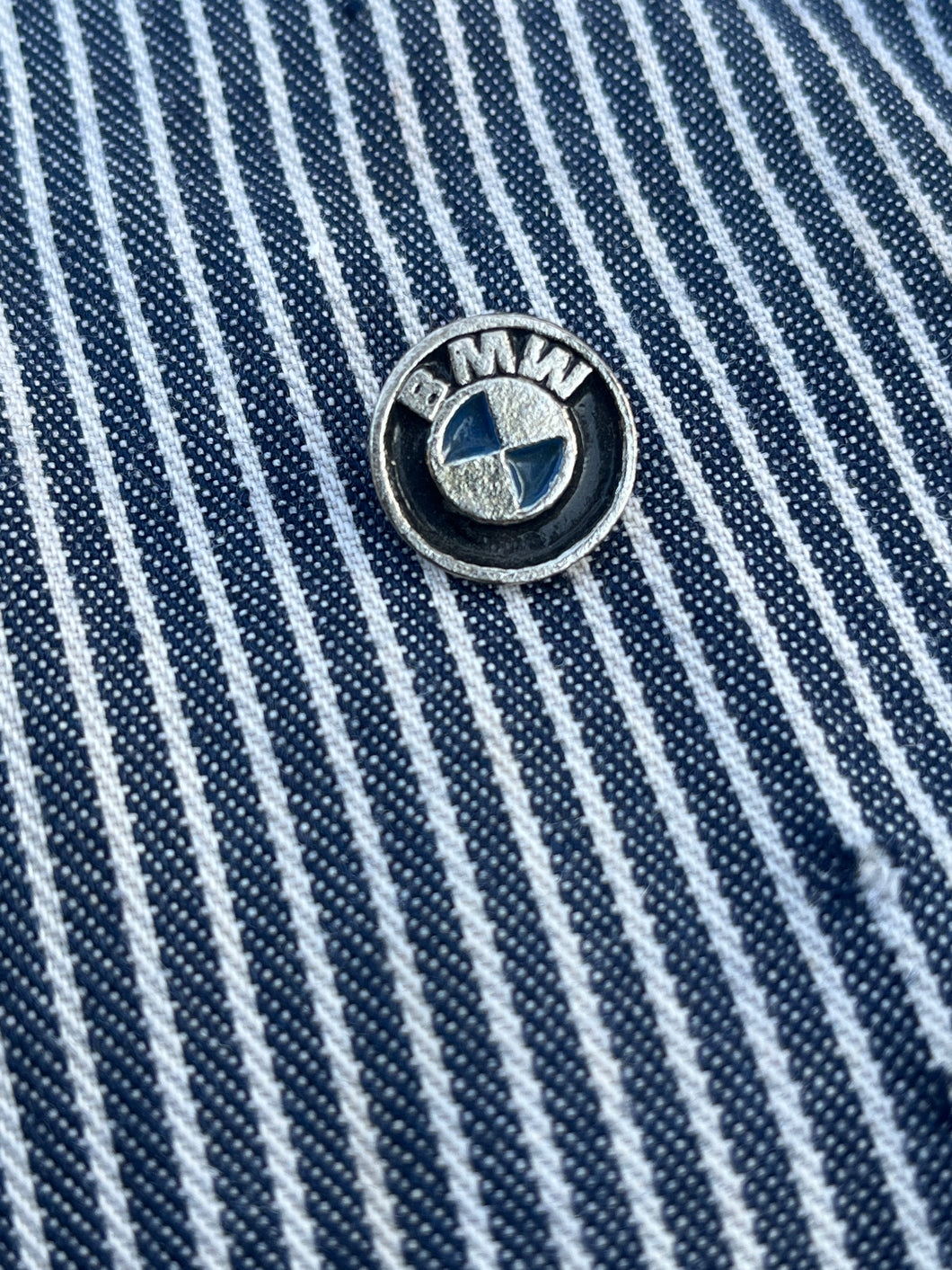 BMW Round Pin
