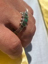 Load image into Gallery viewer, 1950s Harvey Era Turquoise Band Ring
